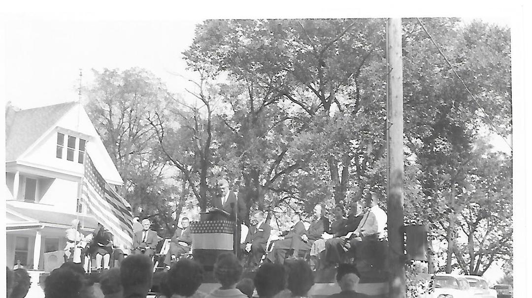 SG Post Office Maple St 1960 Dedication - 12.jpg