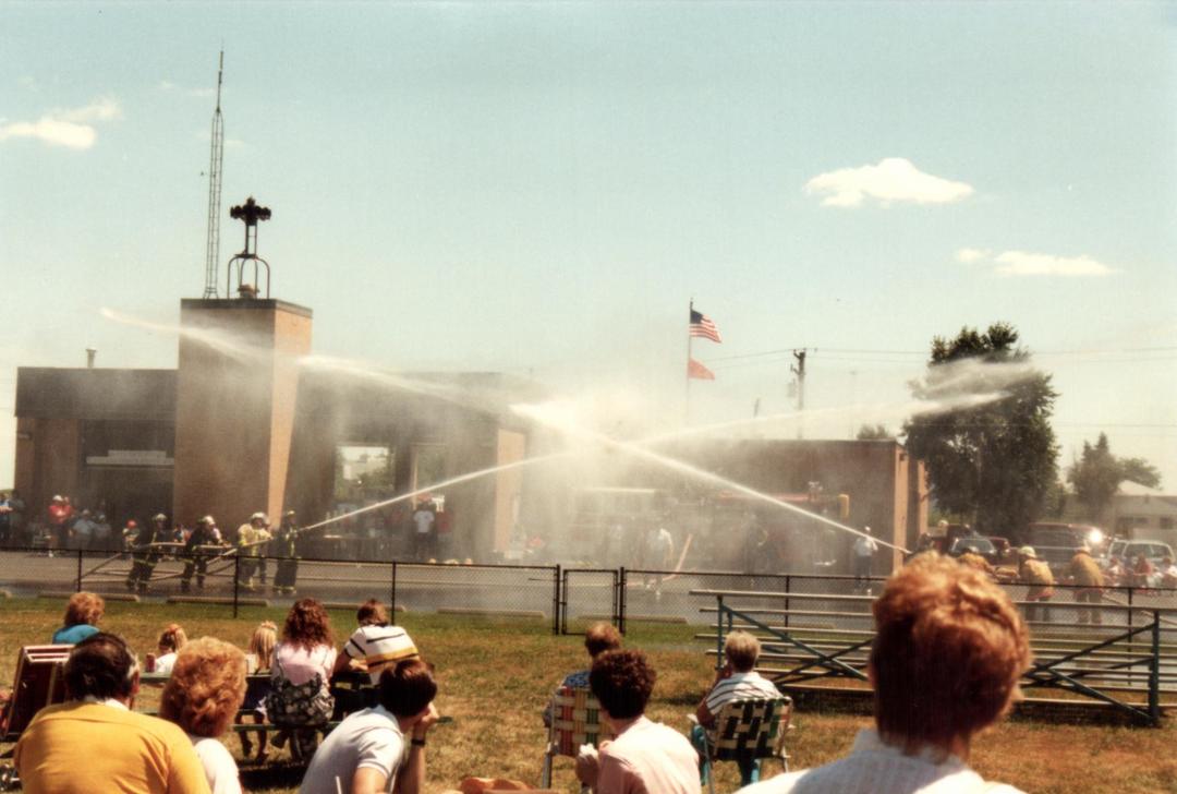 Water Fight Fire Depr_018.jpg