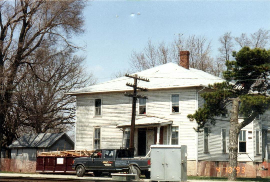 Old Hotel West 1993_004.jpg