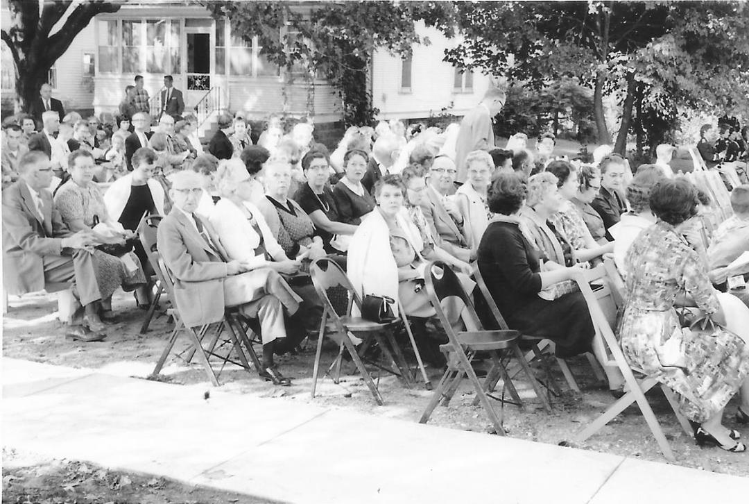 SG Post Office Maple St 1960 Dedication - 17.jpg