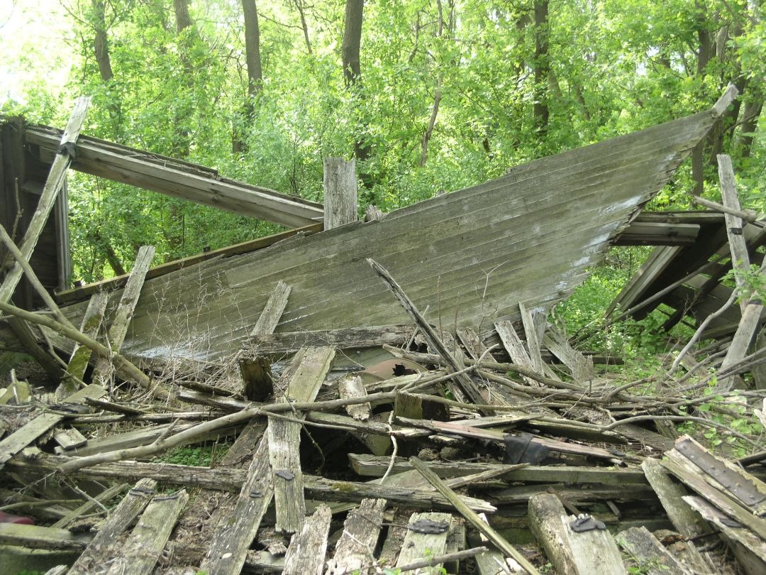 Collapsed Barn.pdf