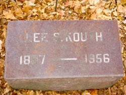 Lee Kouth - Headstone, Sugar Grove Cemetery.jpg