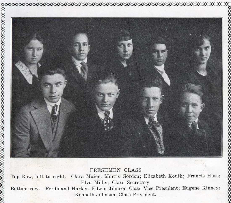 Freshman Class 1921.jpg