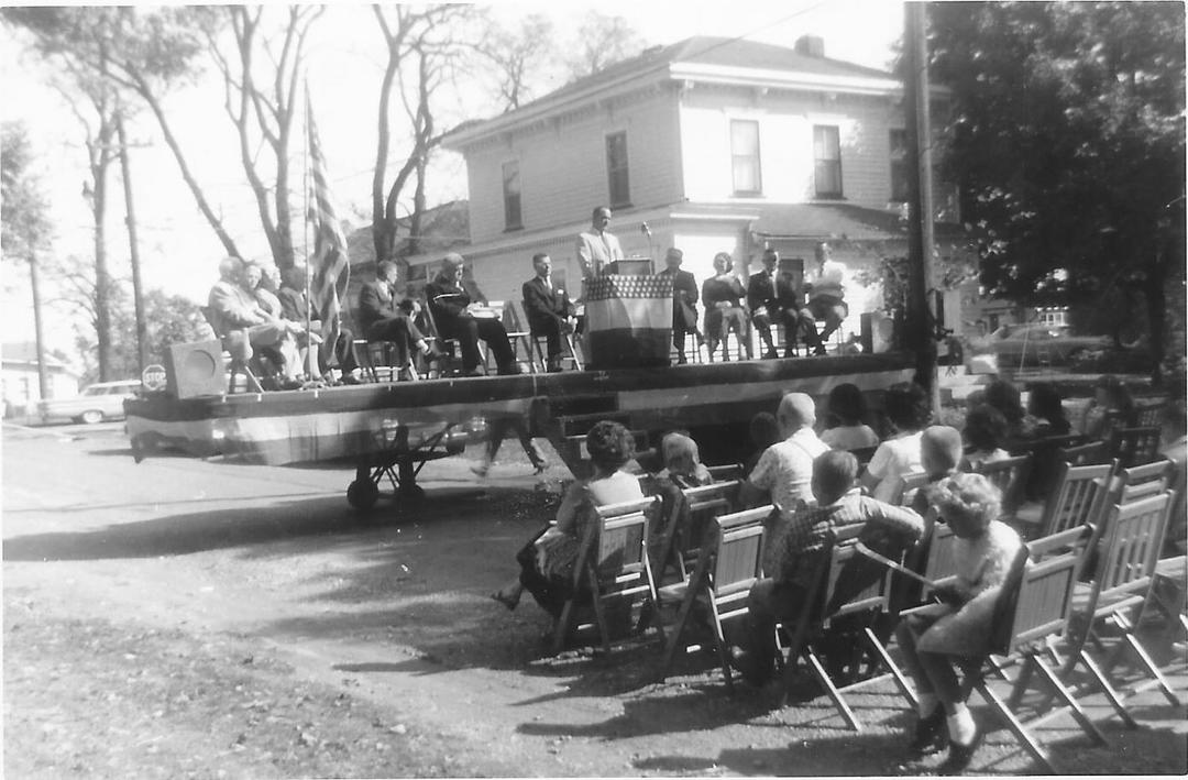 SG Post Office Maple St 1960 Dedication - 16.jpg