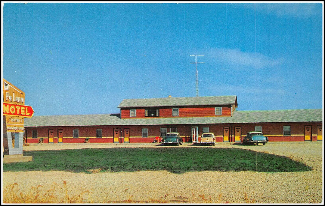 Pa Laro Motel - Postcard 2.jpg